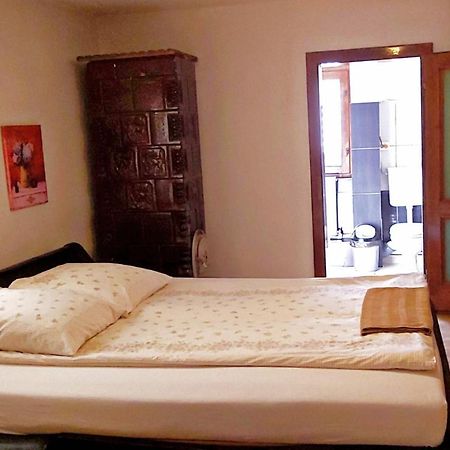 ホテル Casa Toth Din Tipterai Vişeu de Sus エクステリア 写真
