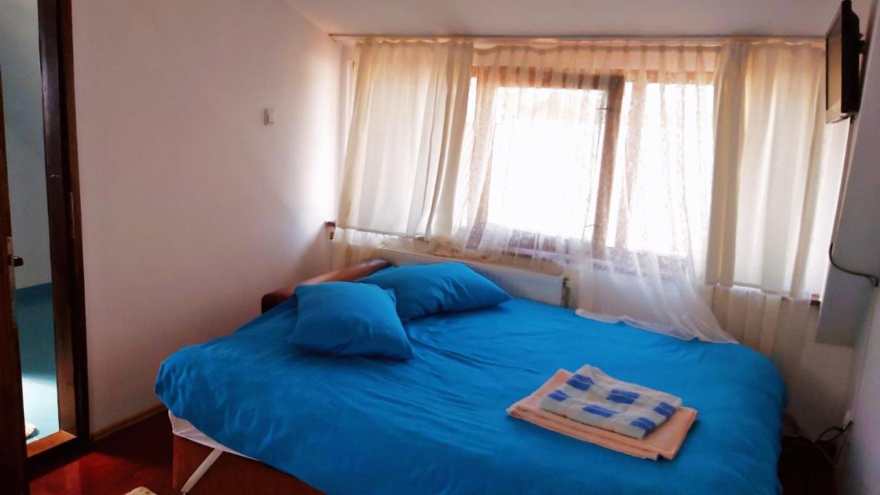 ホテル Casa Toth Din Tipterai Vişeu de Sus エクステリア 写真
