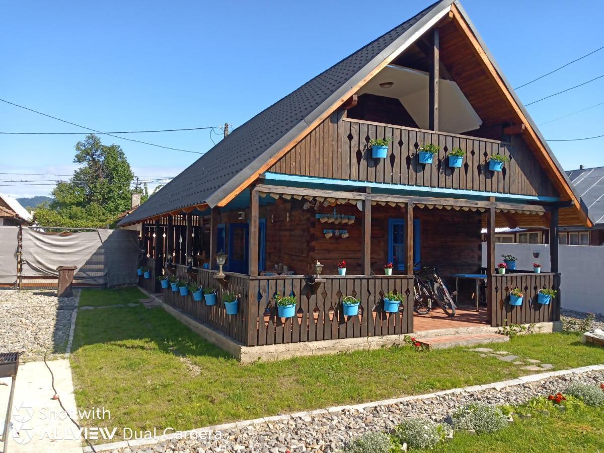 ホテル Casa Toth Din Tipterai Vişeu de Sus エクステリア 写真